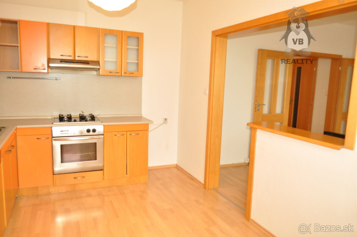 Byt 5+1 s loggiou, sídl. Západ 1, Sp. Nová Ves - 3