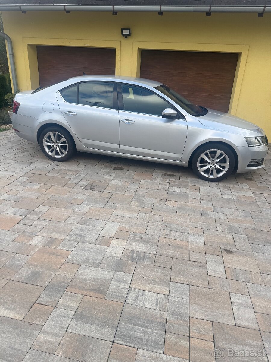 Škoda Octavia 1.6 TDI 85 kw - 3