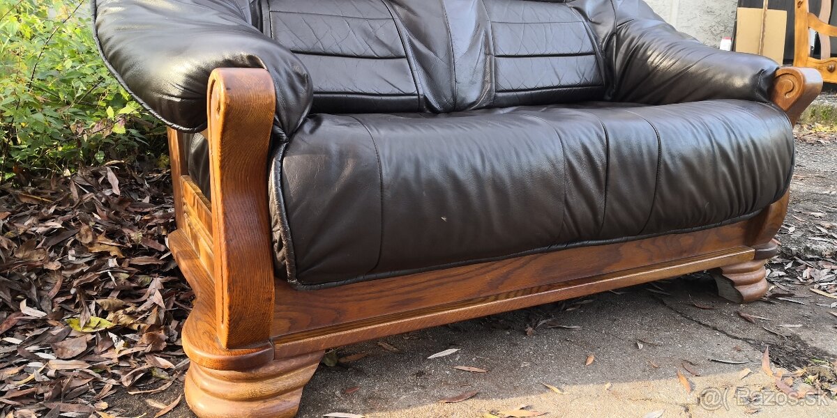 Kožená dvojsedačka s masivním dřevem - 3