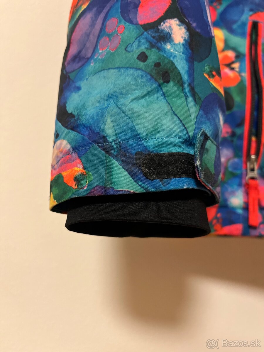 Dievčenská lyžiarska bunda zn. CMP vel. 152 - 3