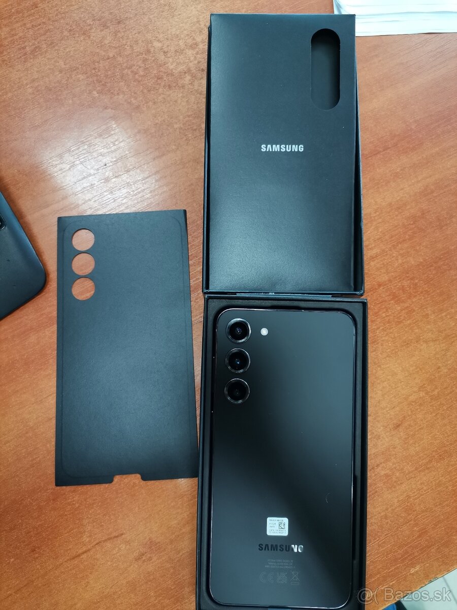 GALAXY S23+ 512GB krásny Phanton BLACK - 3