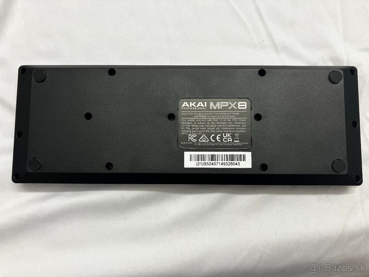 Akai MPX8 - 3