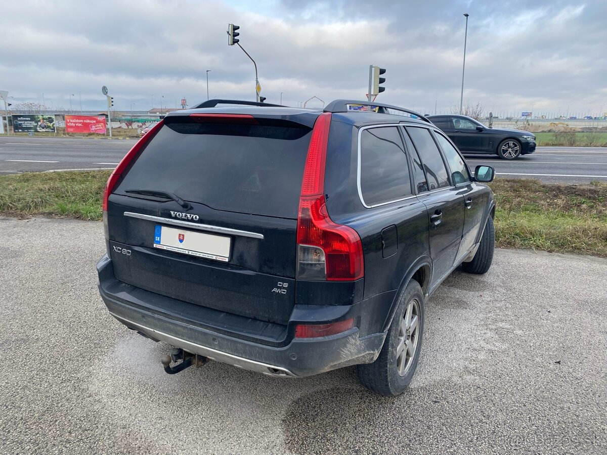 Volvo XC90 2.4 D5 Momentum - 3