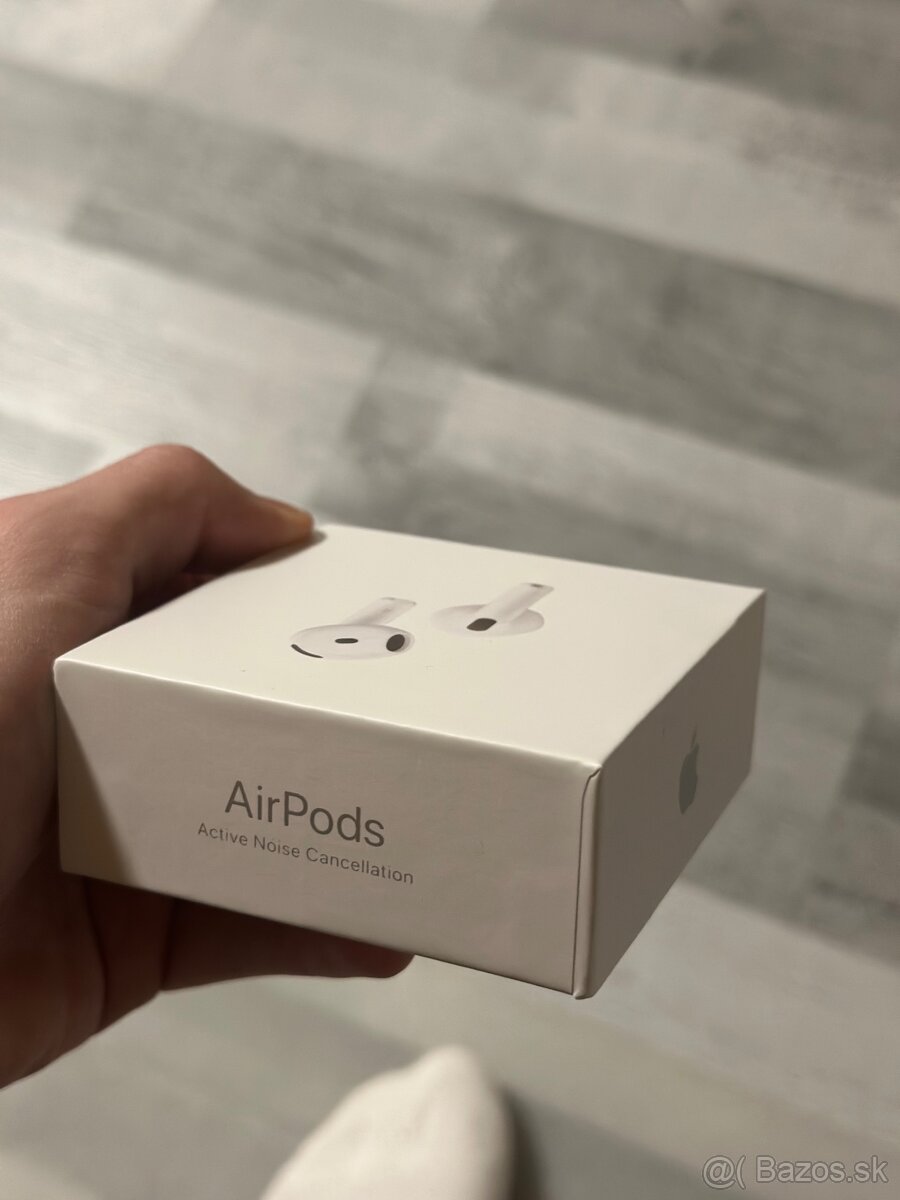 Apple AirPods 4 ANC - 3