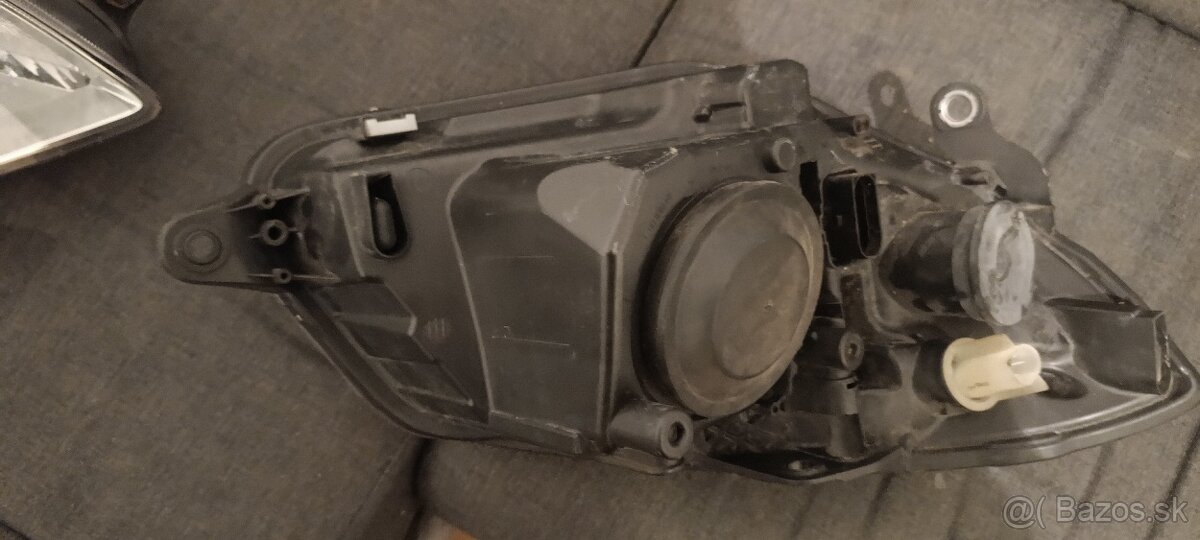 Hlavné svetlomety Fabia II pred fl. - 3
