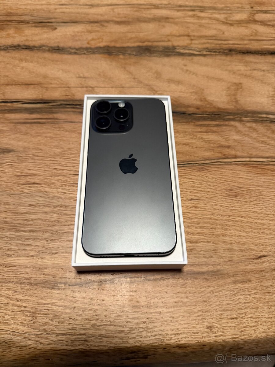 Iphone 15Pro Max 256 Gb - čierny titán - 3