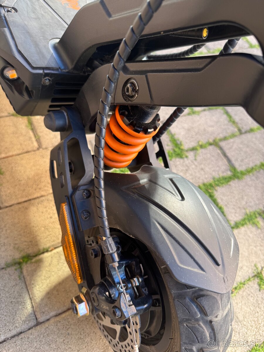 Kukirin Kugoo G2 master + nabijacka - 3