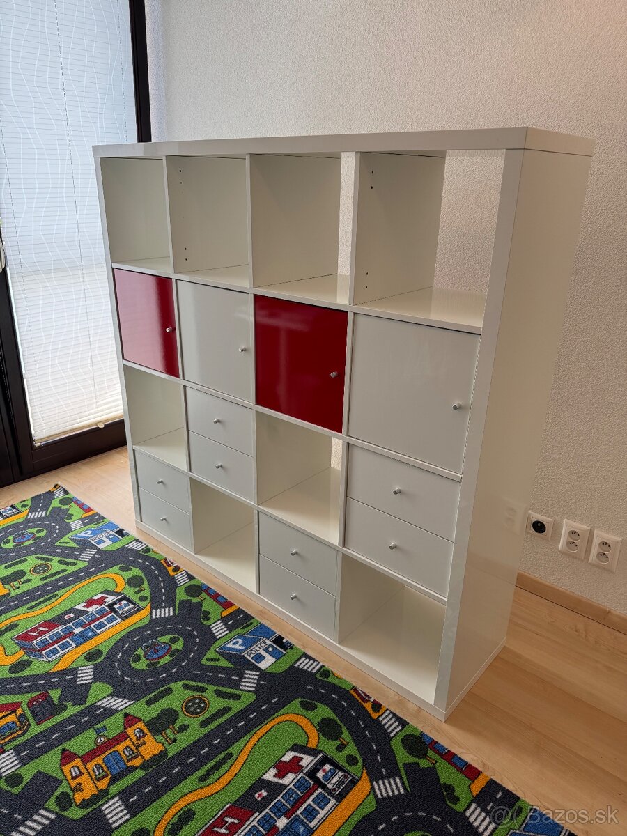 KALLAX 4 x 4 (Ikea) - 3