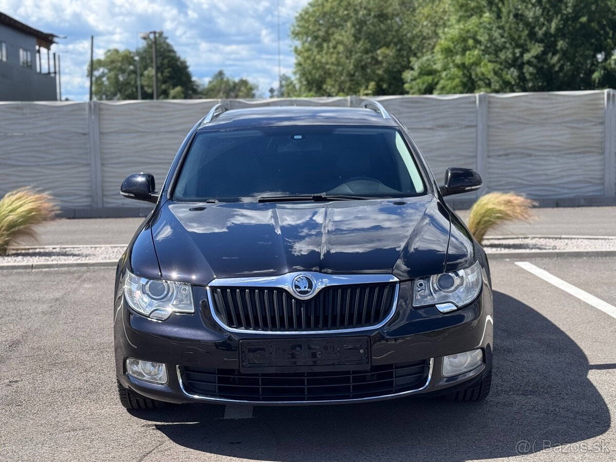 Škoda Superb Combi 2.0 TDi ELEGANCE - 3