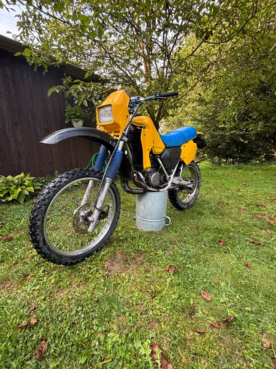 Suzuki ts 125 - 3