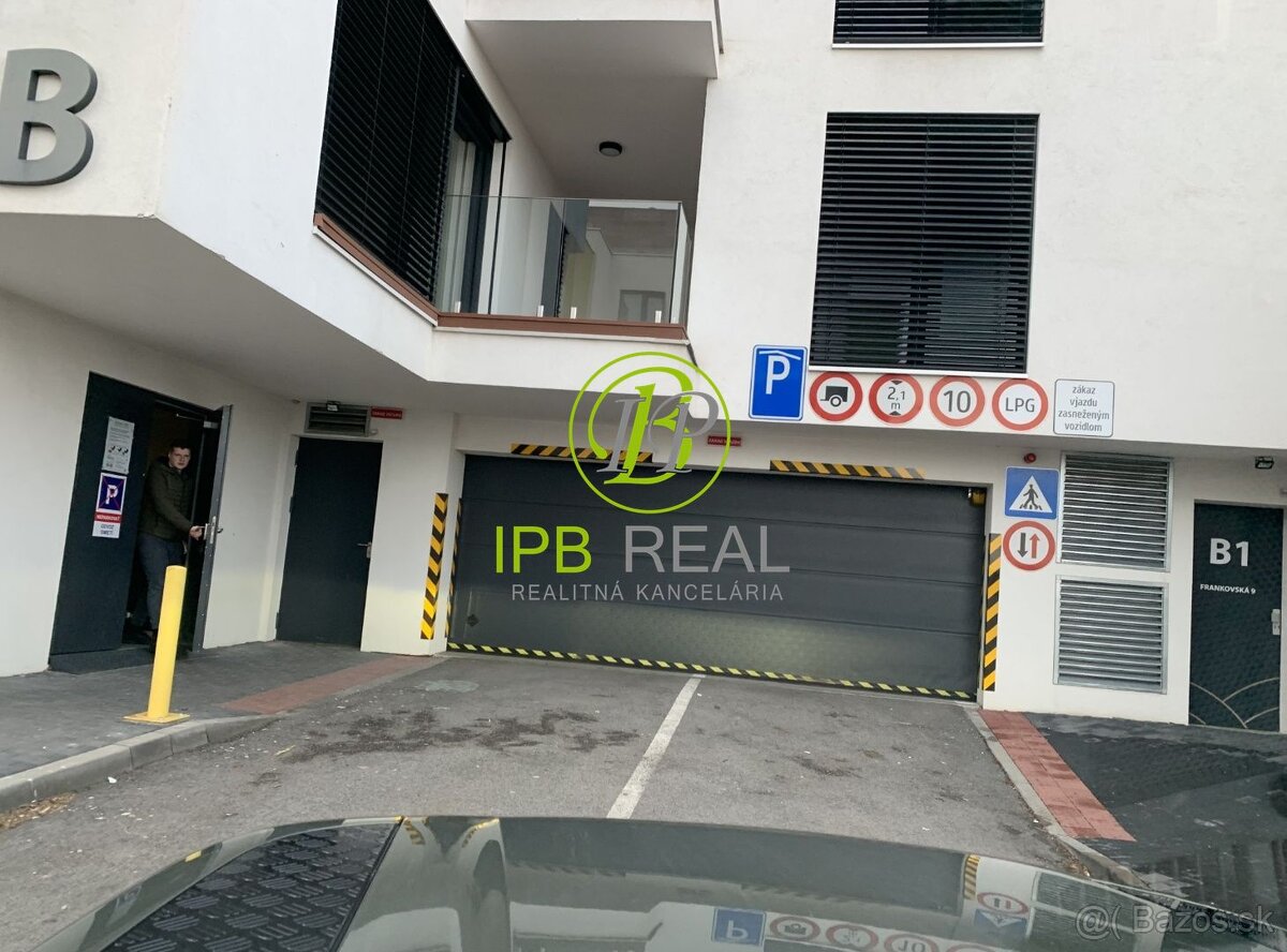 Garážové státie s pivničnou kobkou v projekte Grand Koliba v - 3