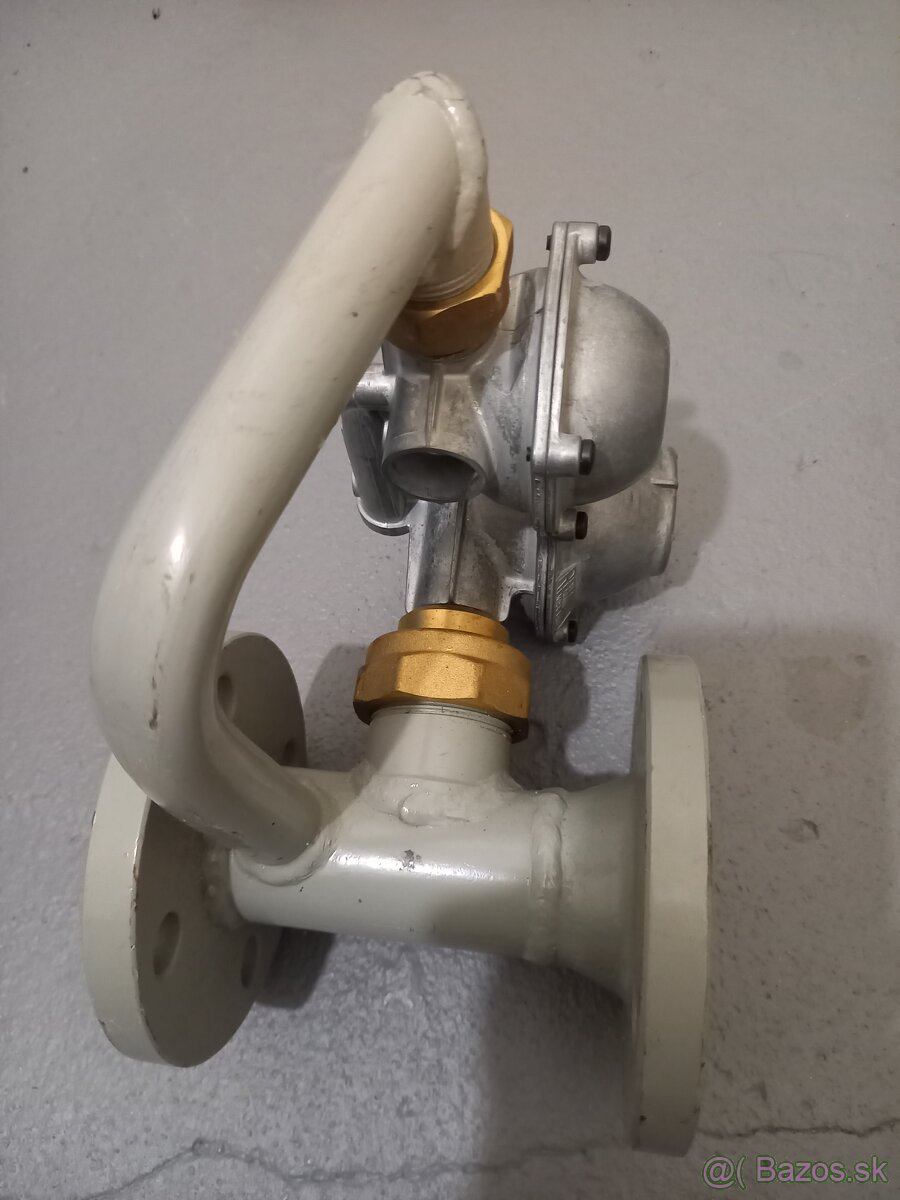 Domový regulátor Fisher,kotol,protherm - 3