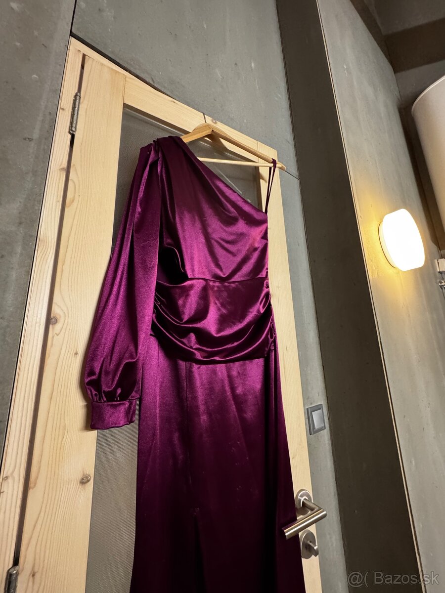 Purpurové dlhé spoločenské šaty - 3