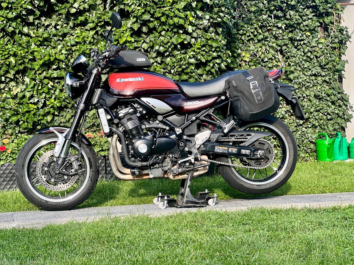 Kawasaki Z 900 RS - 3