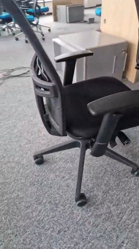 Pracovné kreslo - 3