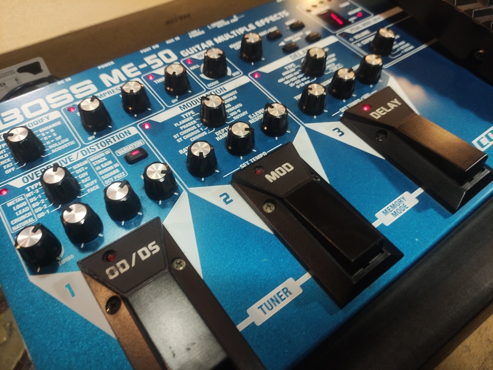 Multiefekt Boss ME-50 + adaptér - 3