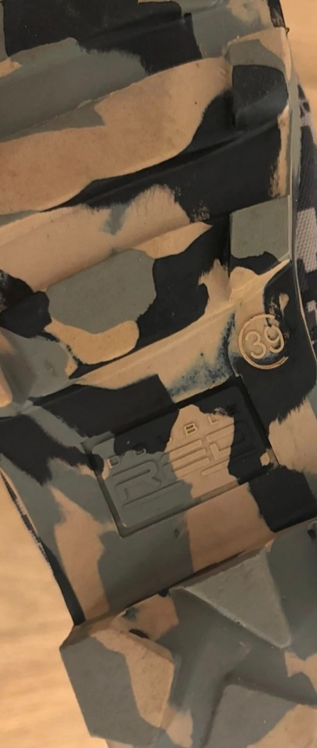 RED Double č.39 - 3