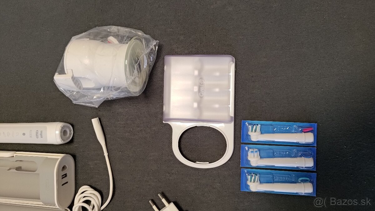 Elektrická kefka Oral B Genius - 3