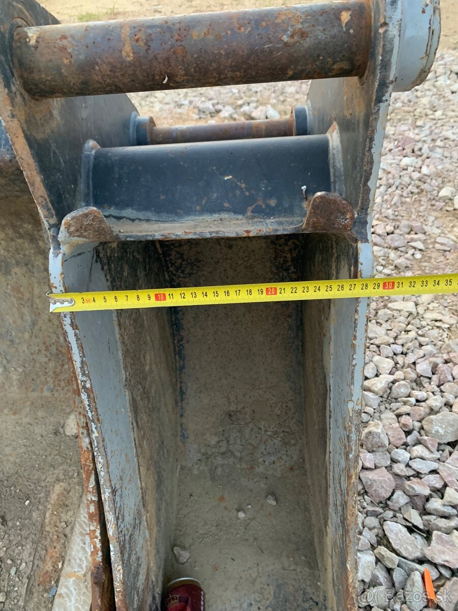 Lyžica Cat caterpillar - 3