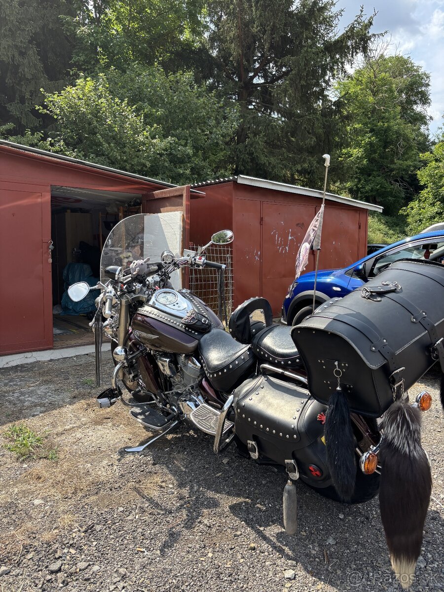 Yamaha XV1600 Road Star - 3