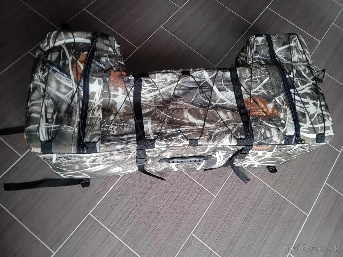 kufor, box na štvorkolku - čierny