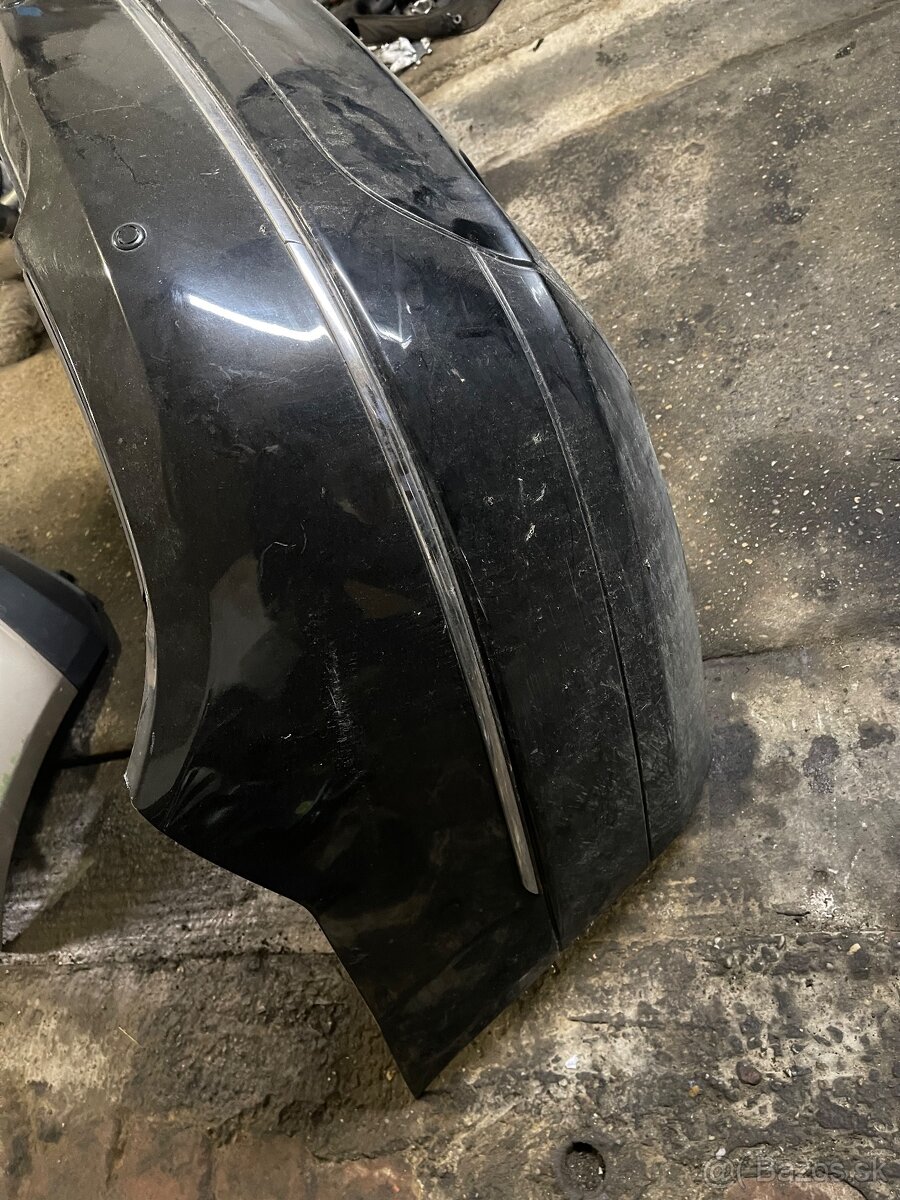 Mercedes w204 sedan zadny naraznik - 3