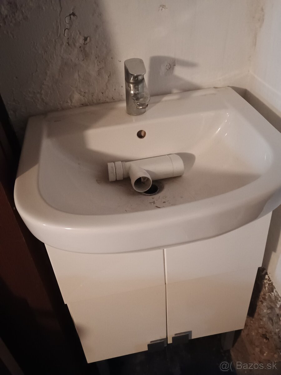 Wc misa Duravit a umývadlo s batériou hansgrohe - 3