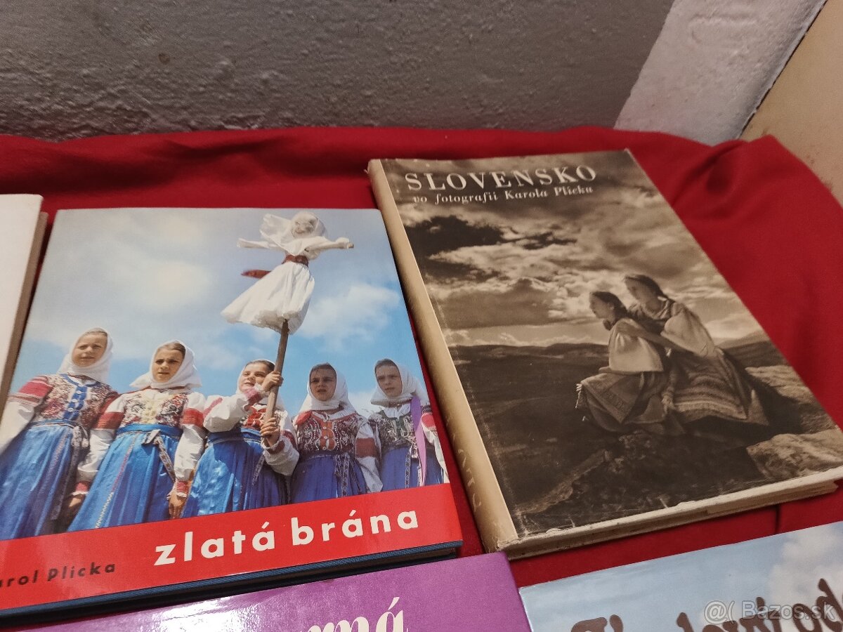 Knihy o krojoch, ľudovom odeve, výšivkách - 3