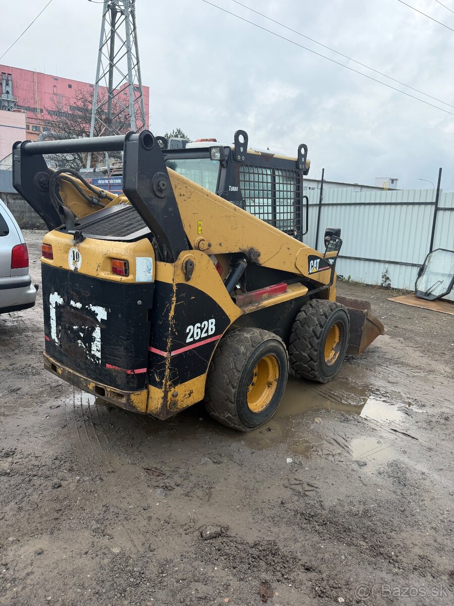 CAT Šmykový nakladac - 3