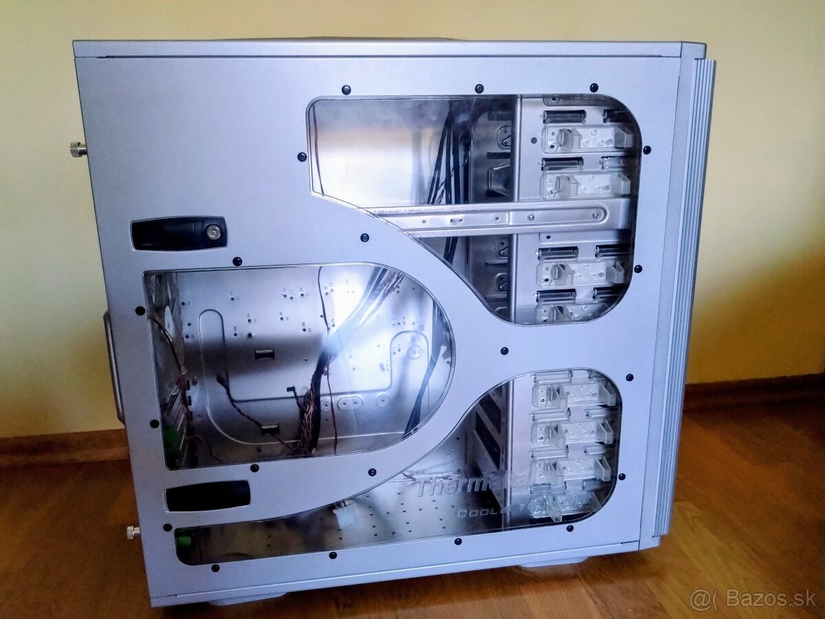 THERMALTAKE Armor - 3