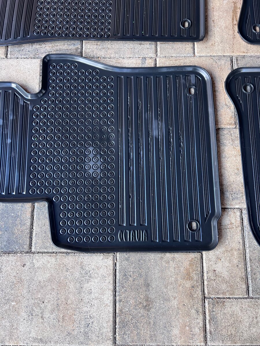 Gumove rohože/ koberce octavia 2 - 3