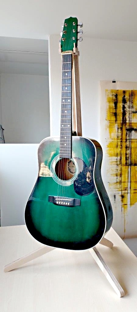 drevený stojan na gitaru - 3