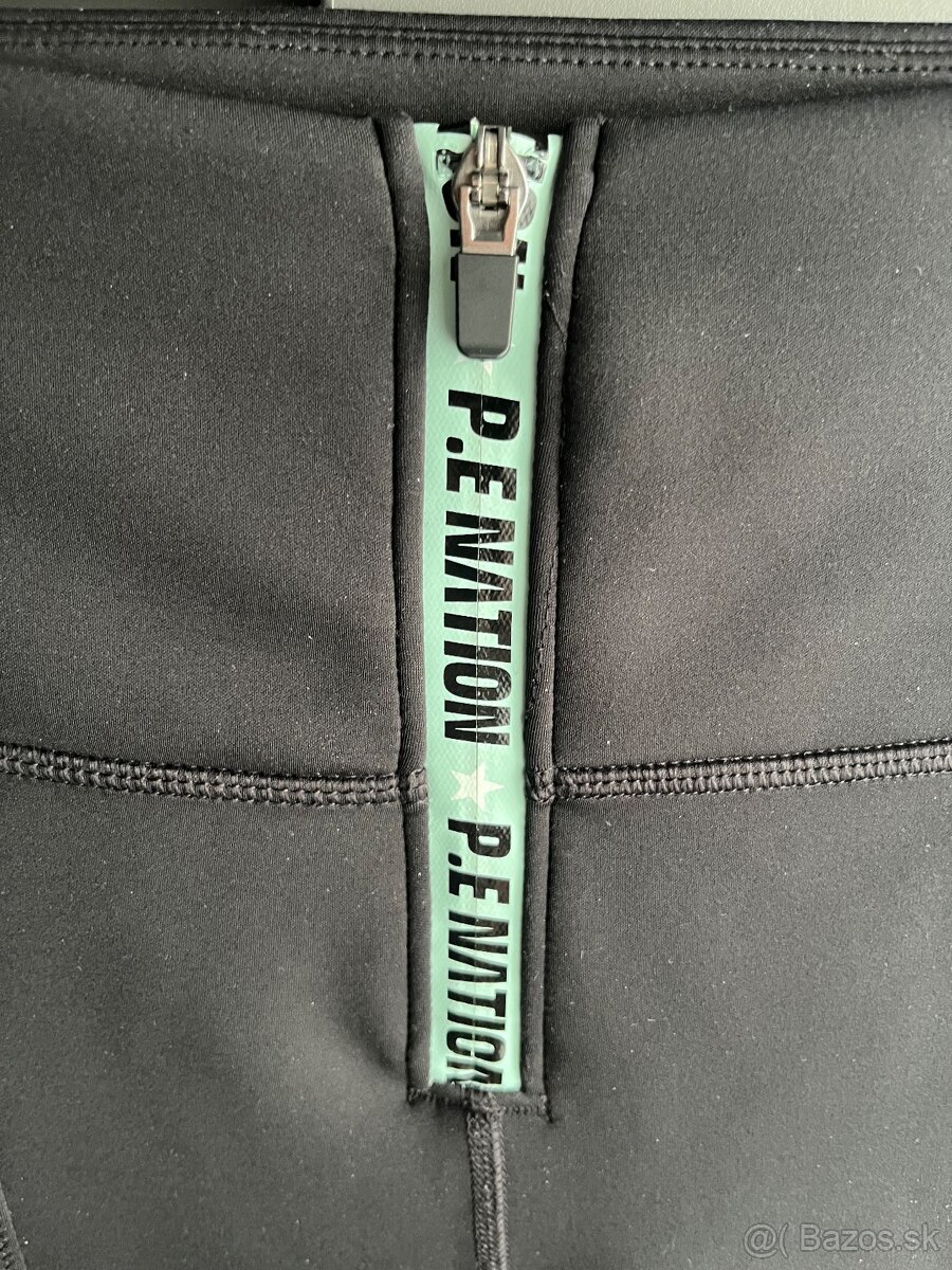 P.E Nation legíny - 3