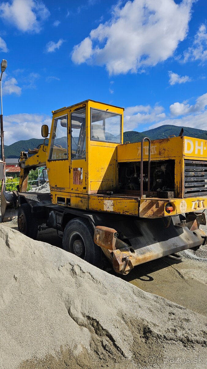 DH 112 stavbeny stroj - 3