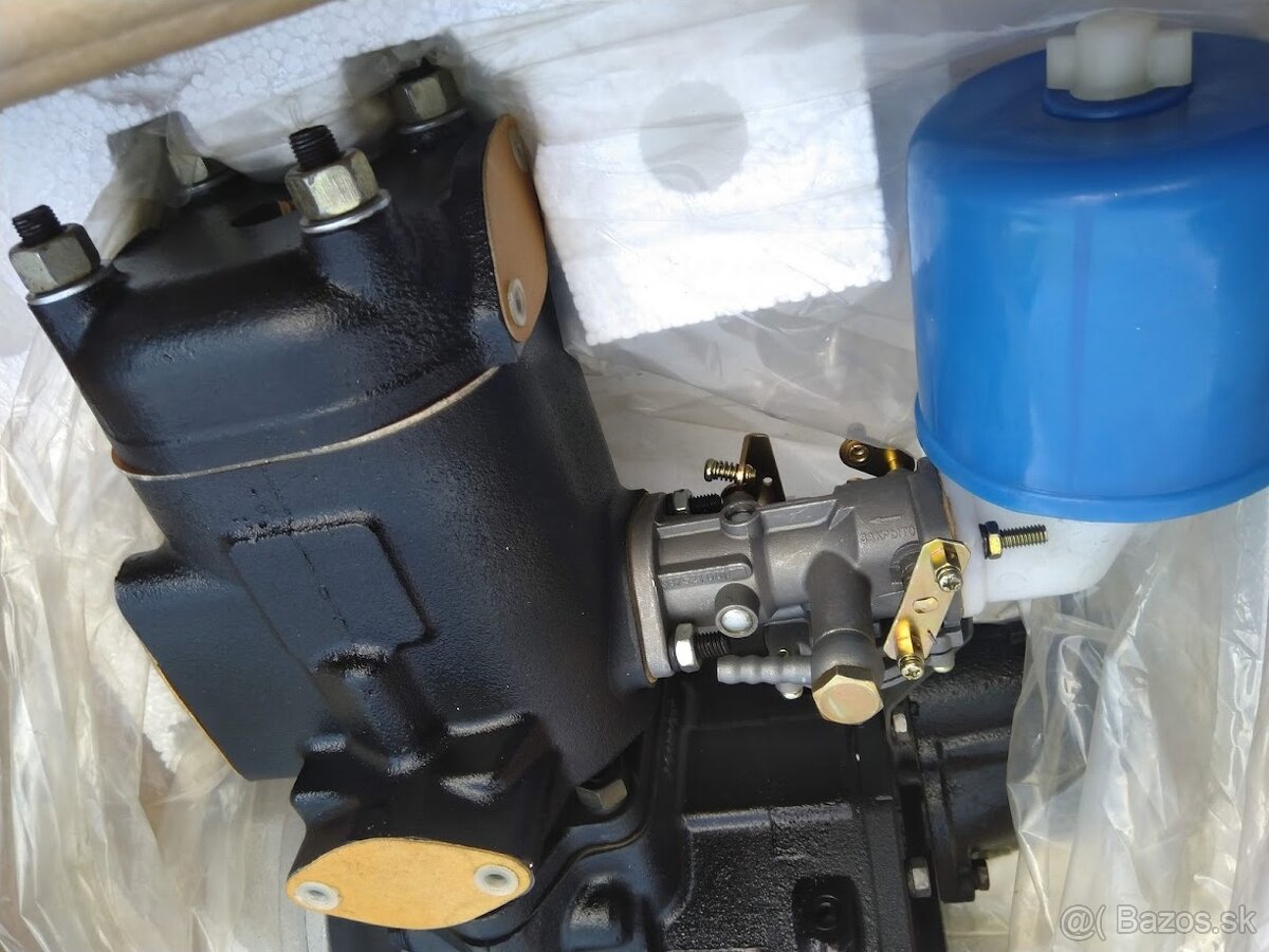 Štartovací motorek DT-75 (PD-10) - 3