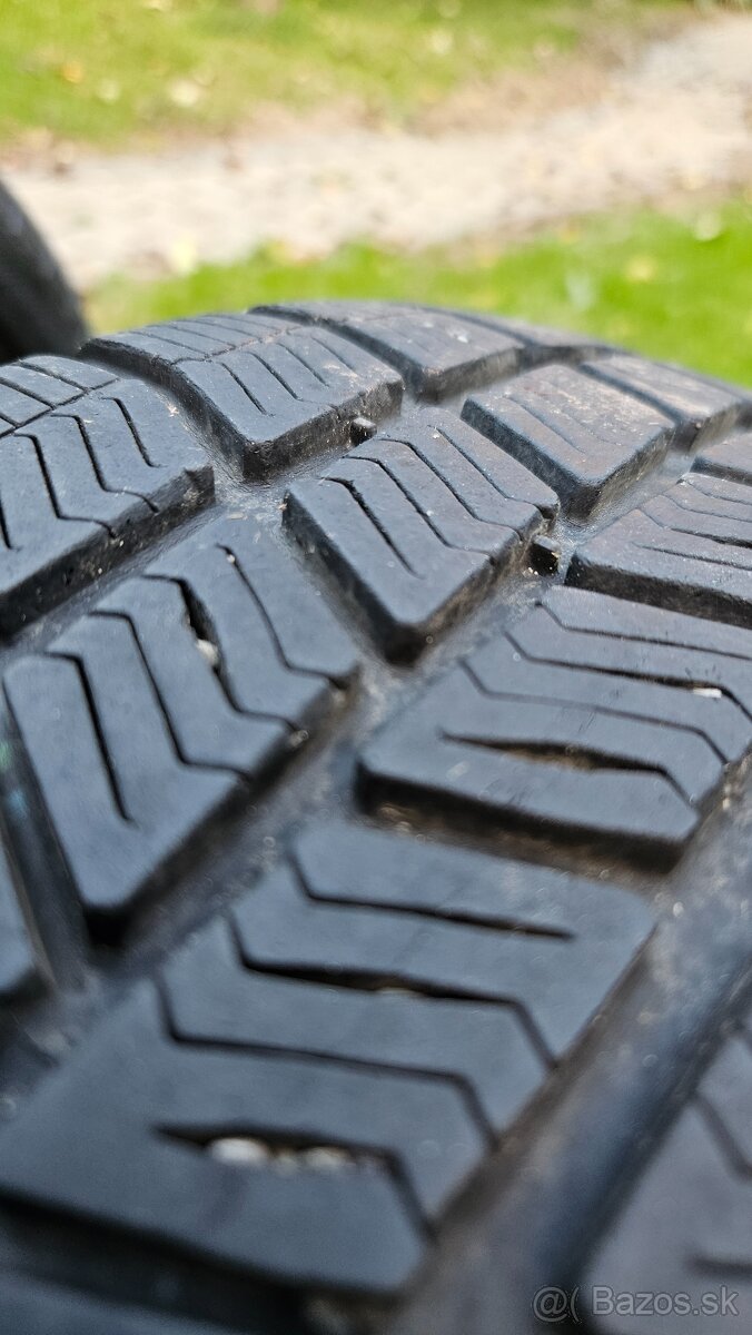 Zimná sada 5x114.3 r16 s pneu 205/60 r16 - 3