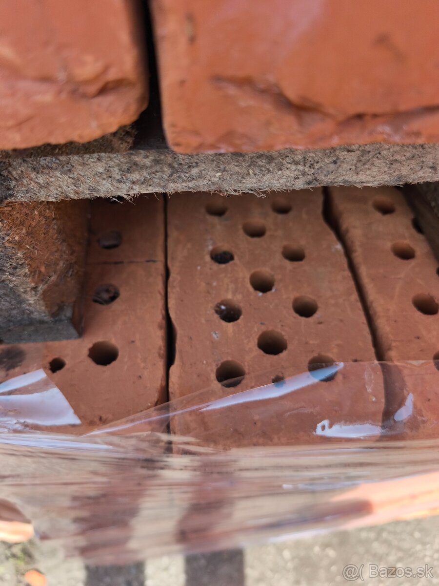 Stavebný materiál - 3