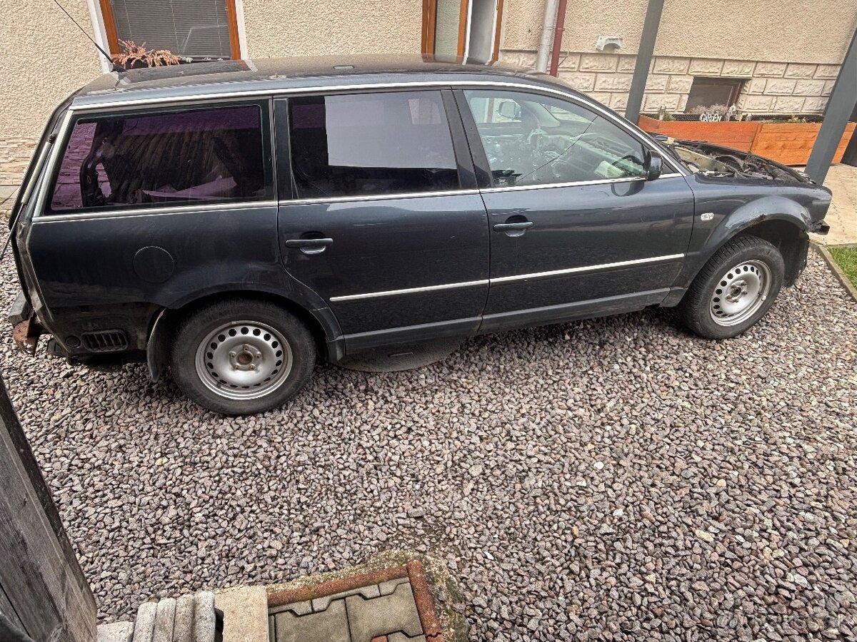 Predám na ND VW Passat B5.5 combi - 3
