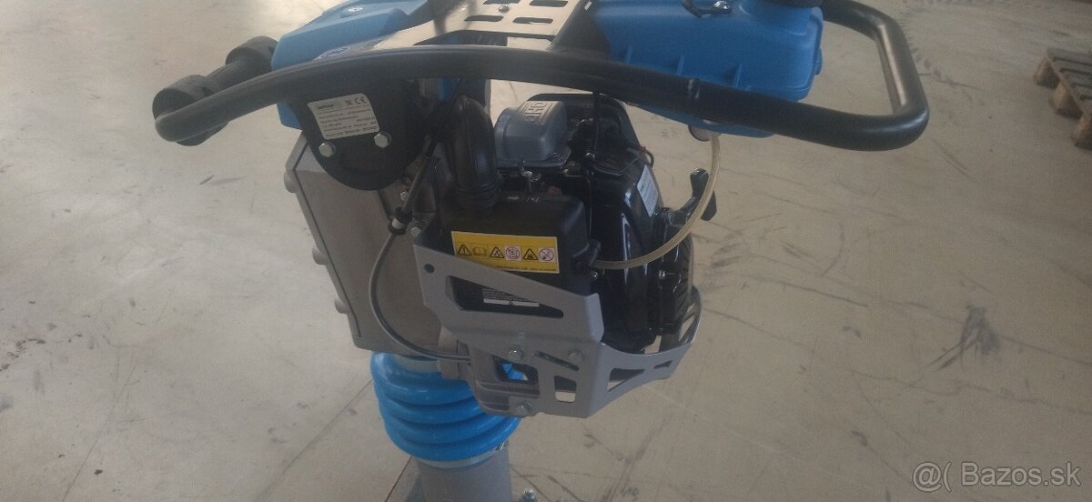 Vibračná noha - dusadlo WEBER - akciová cena - 3