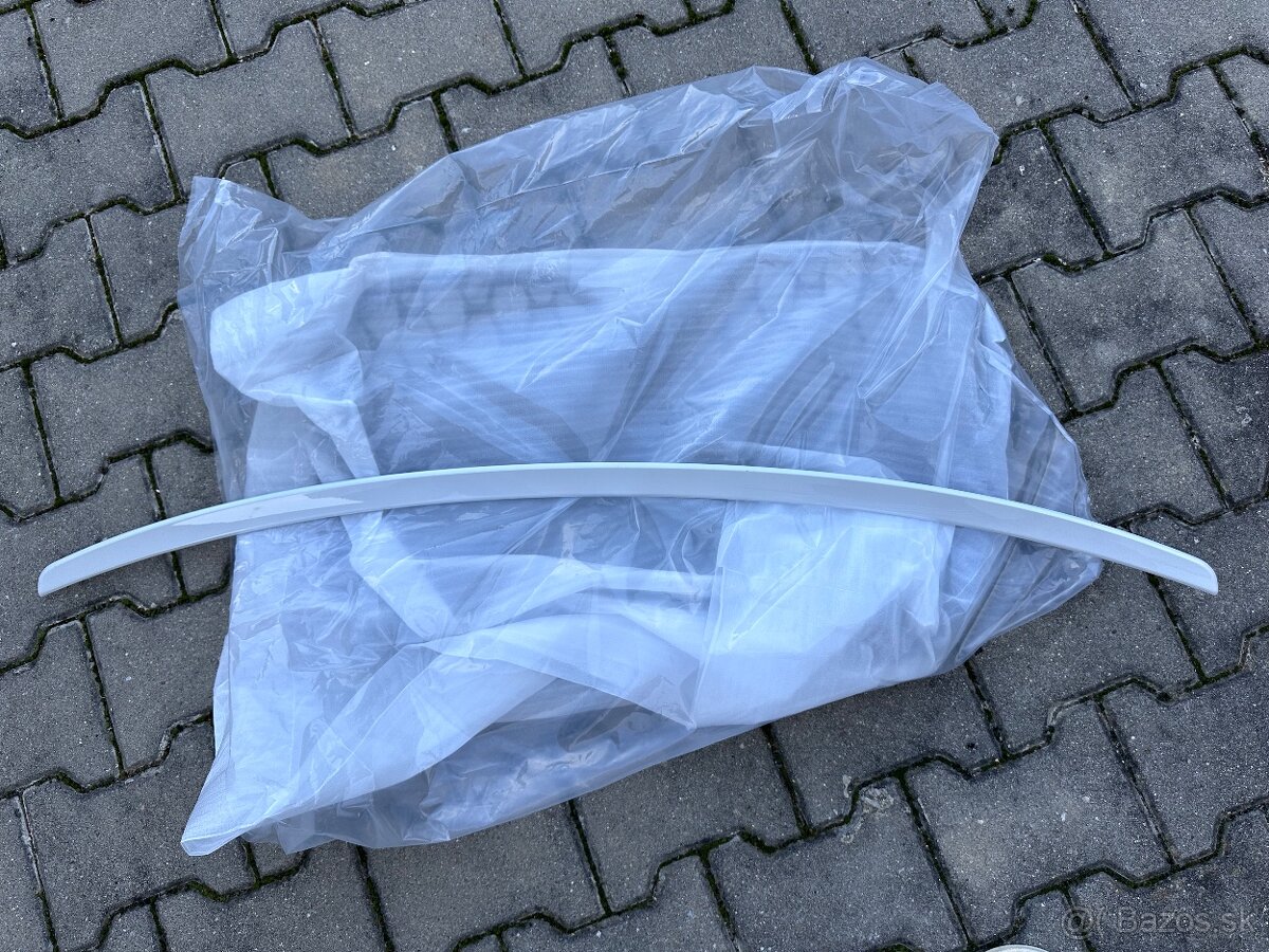 BMW G22 OEM spoiler 8075853 - 3