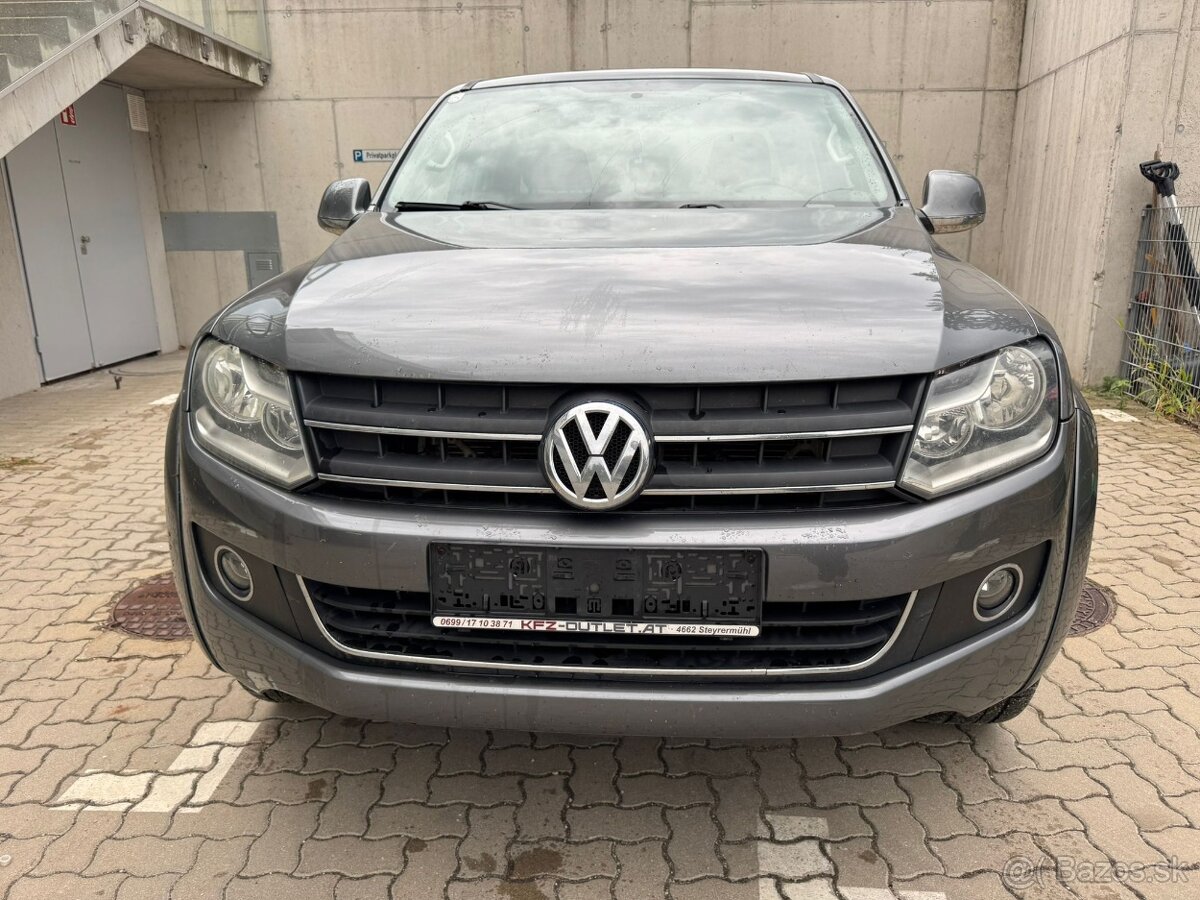 VW AMAROK 2,0 DIESEL DSG 4X4 ŤAŽNÉ KLÍMA