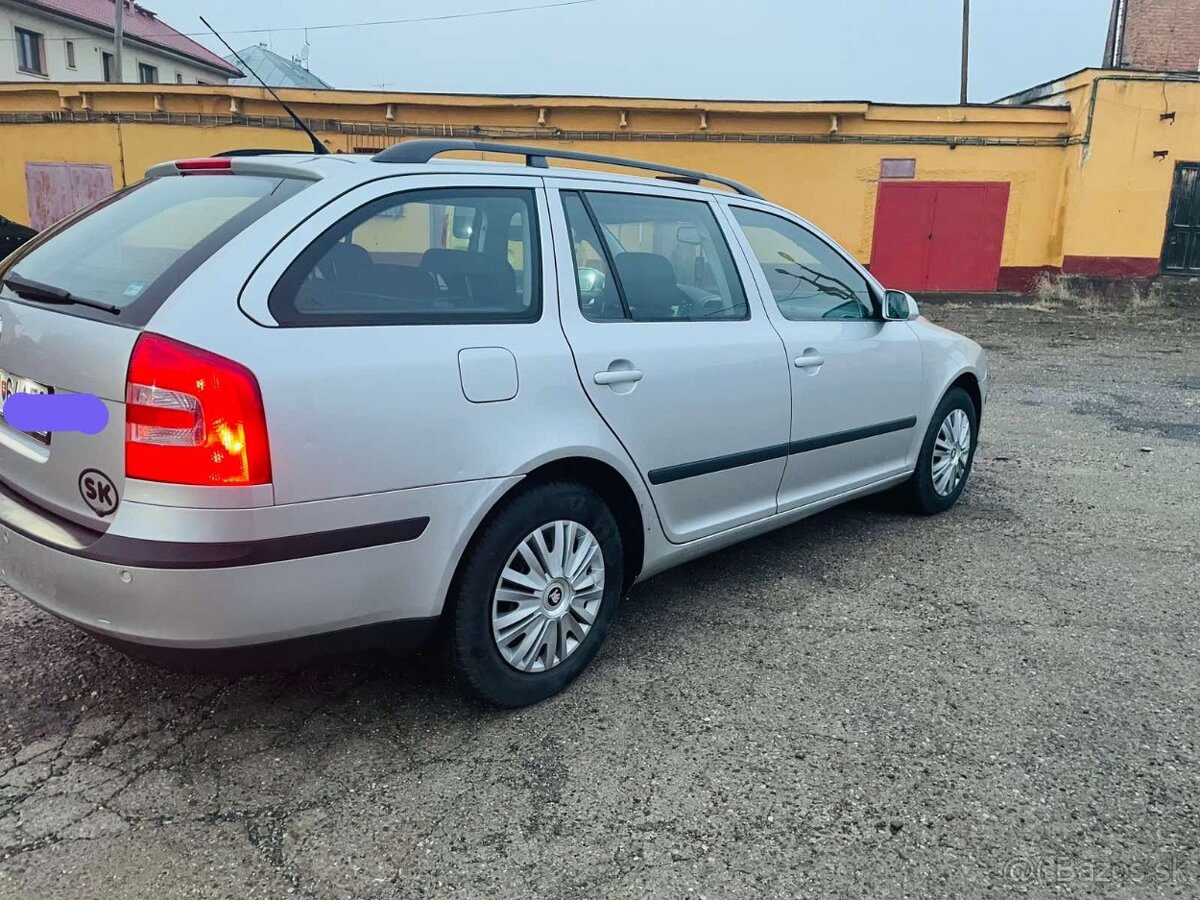 Škoda Octavia 2 obsah 1.9TDI -77kw s dpf rok 2007 - 3