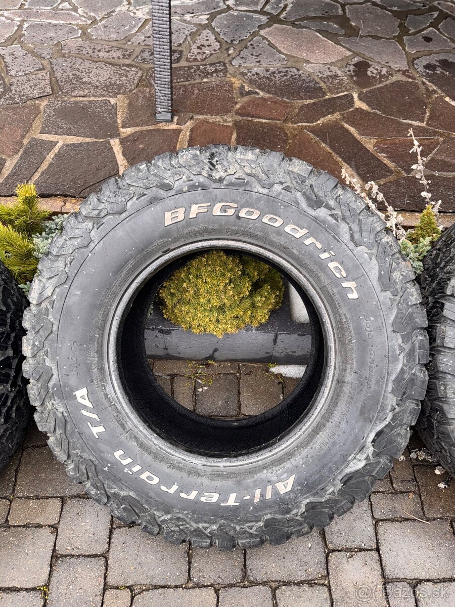 gumy BFgoodrich ALL-Terrain T/A - 3
