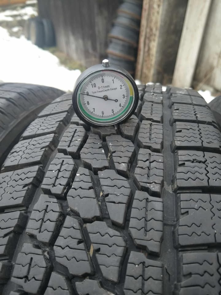 215/65 R 16C dodávkové zimné + disky. - 3