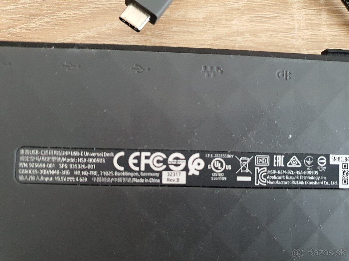 HP USB-C Universal Dock + zdroj 150w - 3