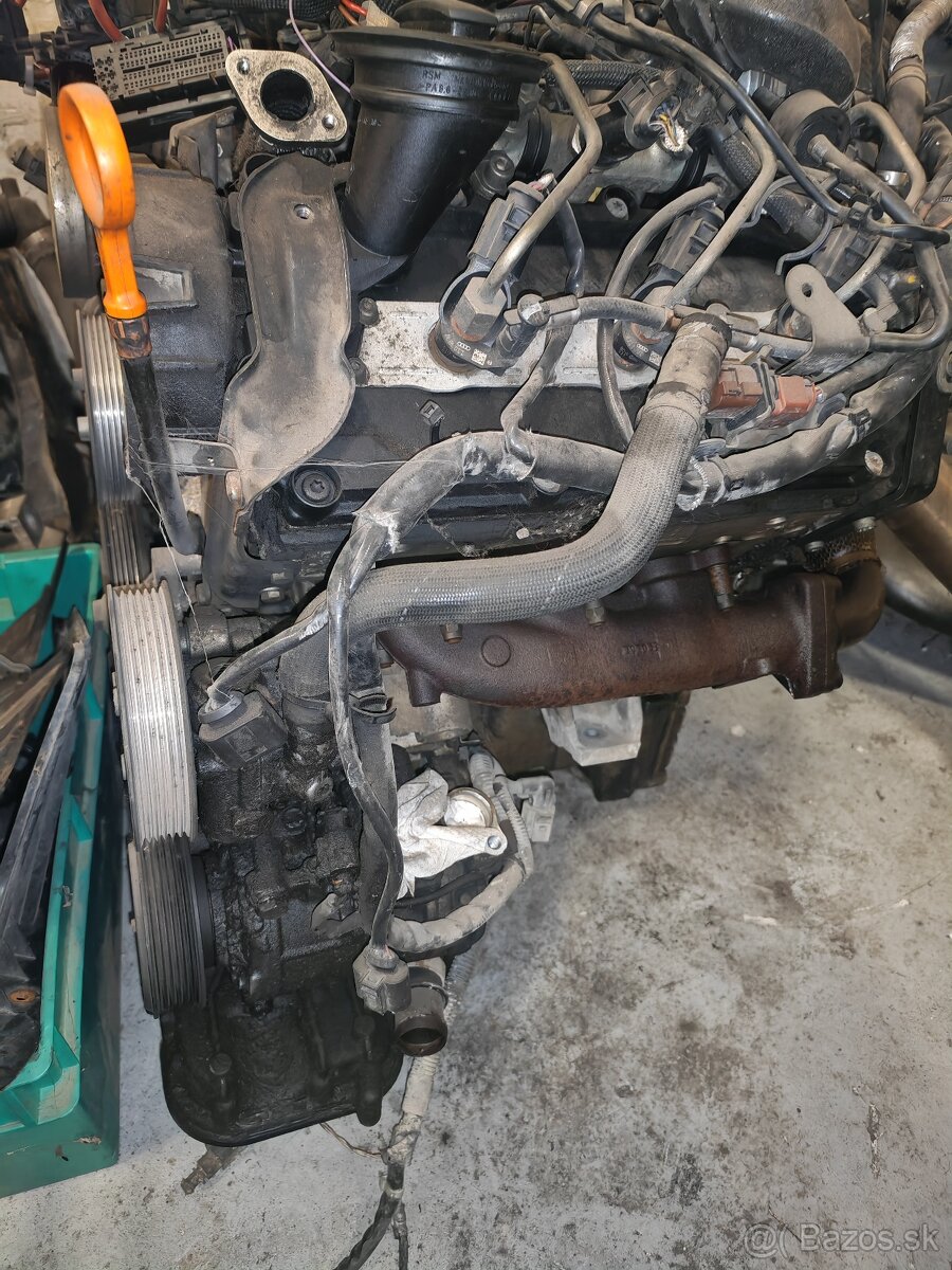 Audi A6 C6 motor - 3