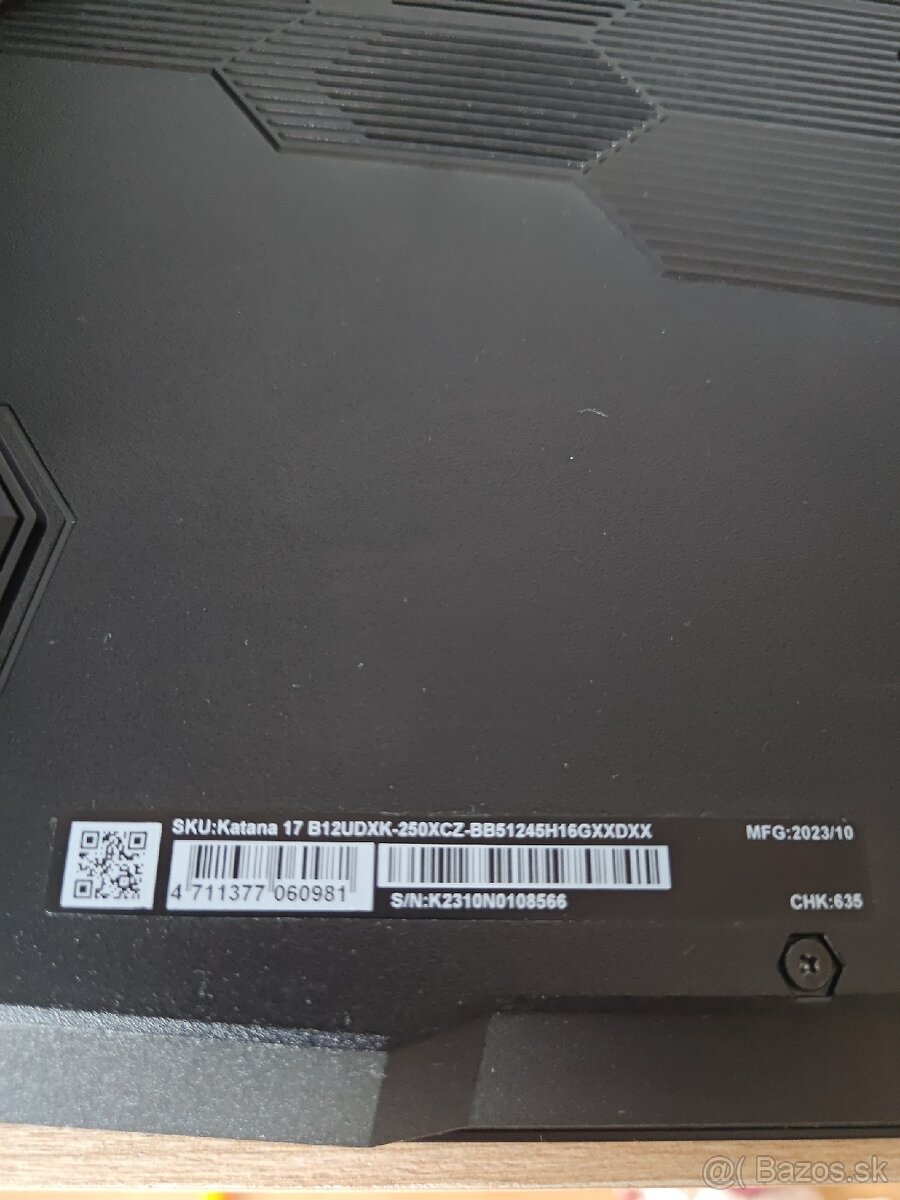 MSI Katana 17 B12UDXK - 3