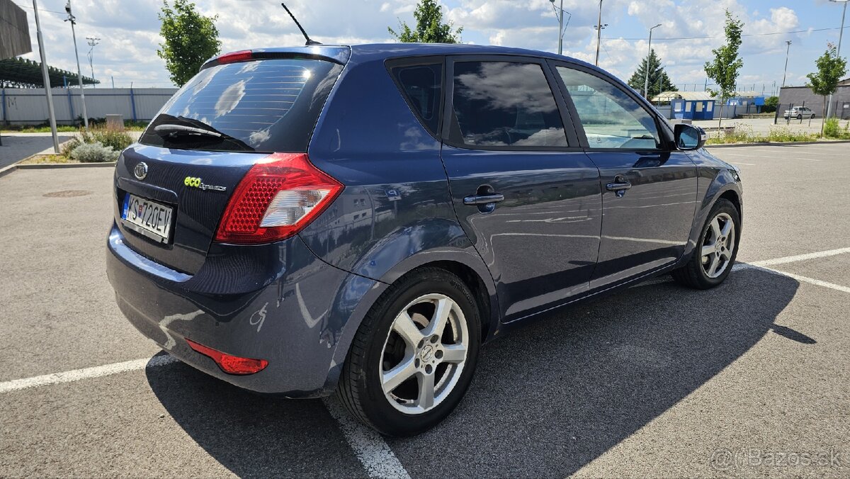 Kia Ceed 1.6 CRDi diesel, klima, 2011 - 3