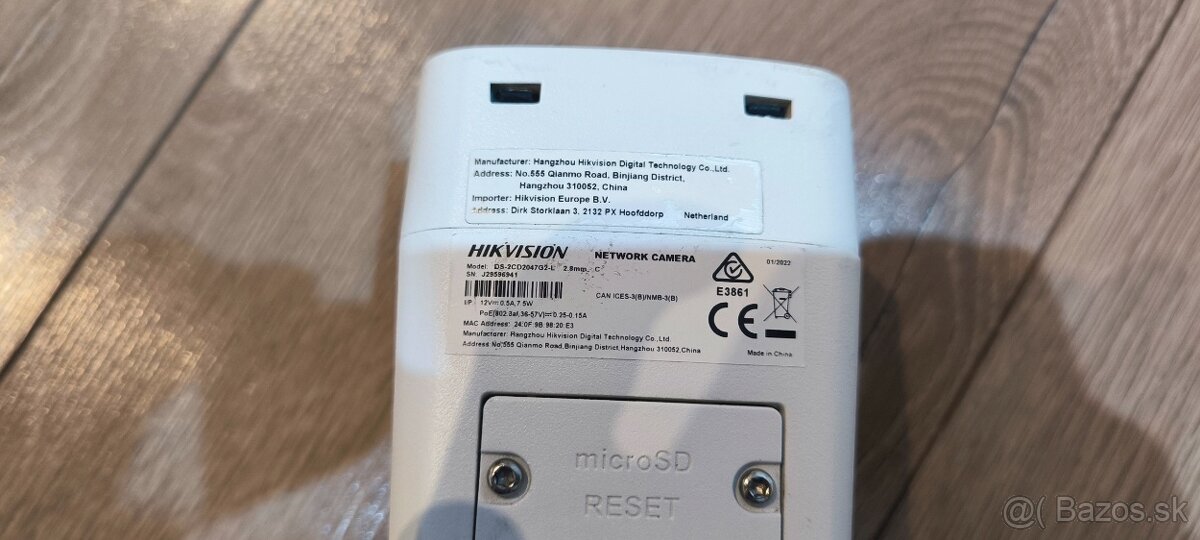 Hikvision 4Mpx IP kamera DS-2CD2047G2-L + podložka - 3