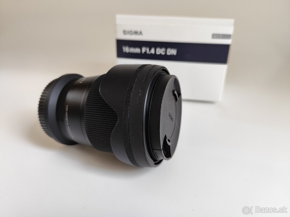 Sigma 16mm f/1.4 DC DN pre Nikon
- 3